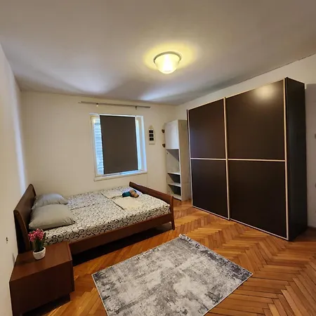 Centar Pensión Split