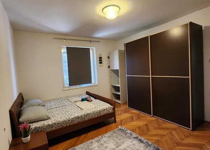 Centar Pensión Split